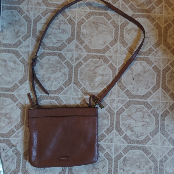 VTG Fossil 100% Genuine Brown Leather Crossbody/Shoulder Bag. Adjustable Strap - Picture 10 of 14
